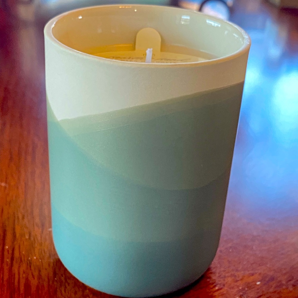 Hearth & Hand with Magnolia candle